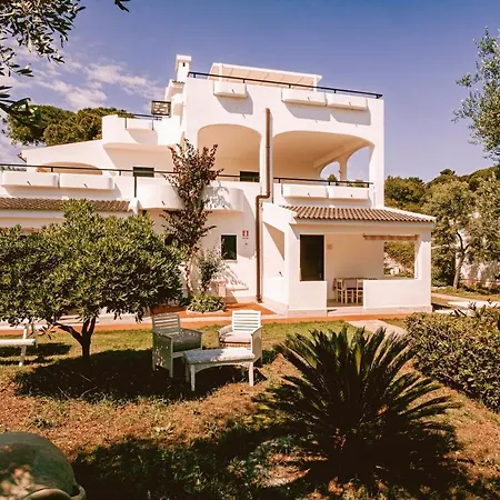 Villaggio Eco-Sostenibile Cala Molinella Semesterpark Vieste